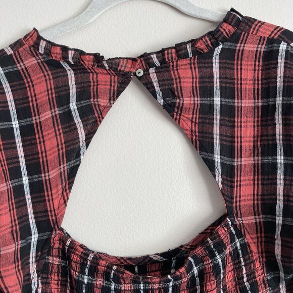 Free People Nicole Smocked Plaid Top Red Black Cropped Open Back Size Medium - Picture 8 of 11